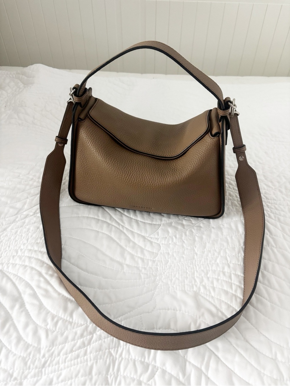 The Horse Clementine Taupe Pebbled Leather Shoulder Bag - Picture 4 of 12